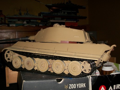 Tamiya Henschel Repaint XF-60 009.JPG (342.5 KiB) Viewed 3944 times Base coat finished and sealed