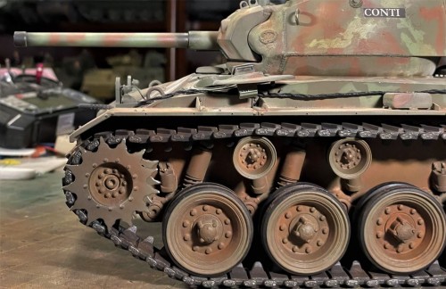 RC 1/16 M-24 Chaffee light tank- Dien Bien Phu 1954 - Build