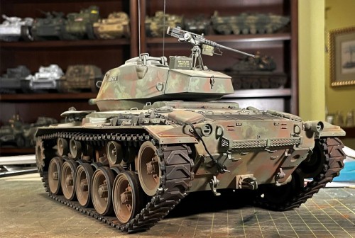 RC 1/16 M-24 Chaffee light tank- Dien Bien Phu 1954 - Build