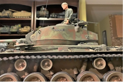 RC 1/16 M-24 Chaffee light tank- Dien Bien Phu 1954 - Build