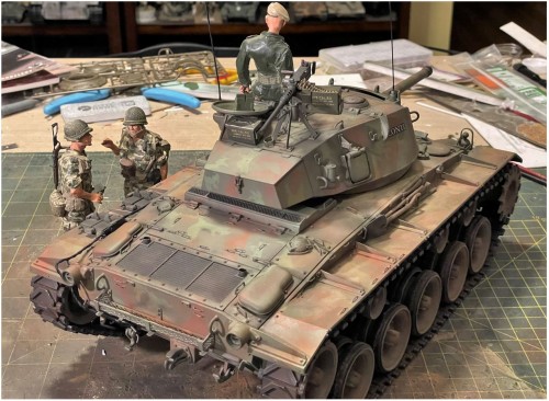 RC 1/16 M-24 Chaffee light tank- Dien Bien Phu 1954 - Build