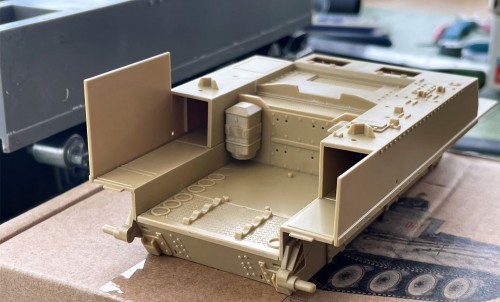 1/16 RC US 155mm Gun Motor Carriage M12 - Build