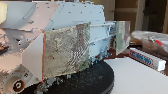 RESIZE FRONT REAR OBLIQUE LEFT.jpg