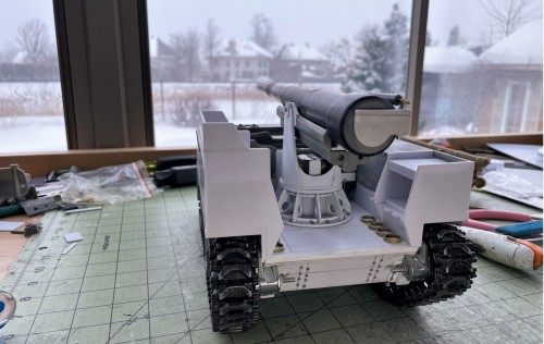 1/16 RC US 155mm Gun Motor Carriage M12 - Build