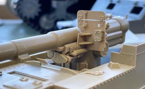 1/16 RC US 155mm Gun Motor Carriage M12 - Build