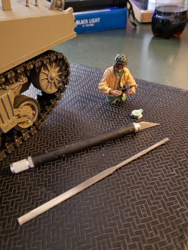 Cleaning up the Fafnir figure..jpg