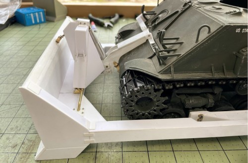 RC 1/16 Sherman T31 Demolition tank - Build