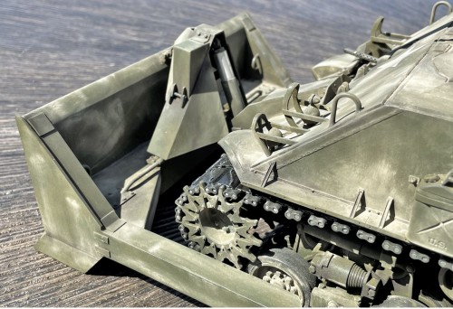 RC 1/16 Sherman T31 Demolition tank - Build