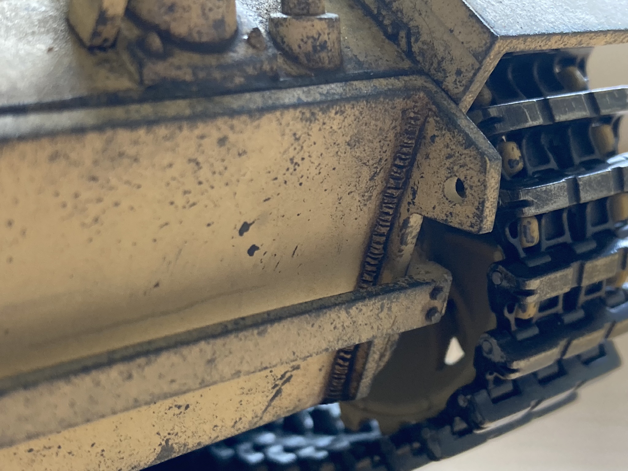 Front Lower Hull+Spare Track Holder+Weld Seam LHS