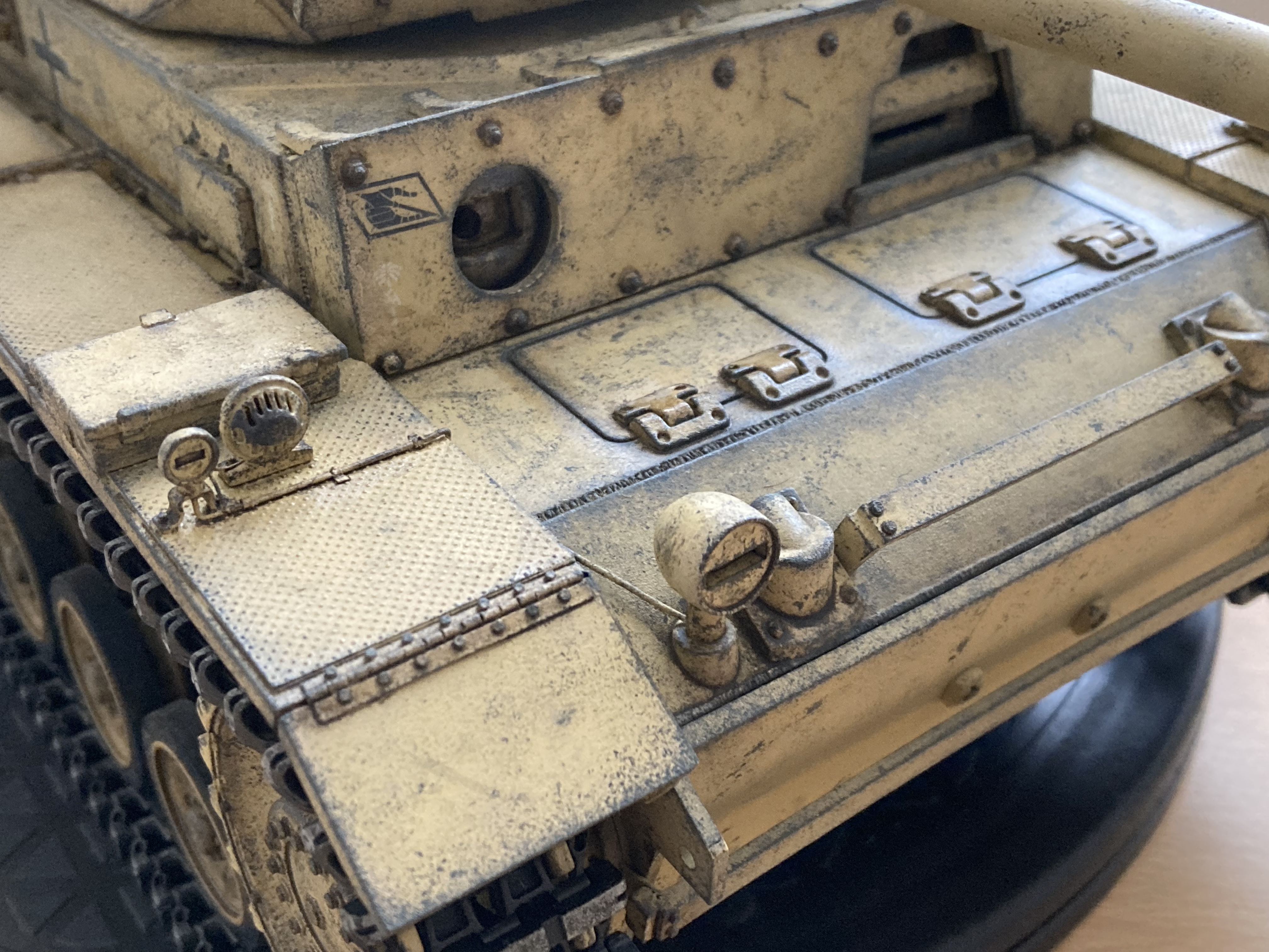 Front Upper Hull+Track Guard Hinge RHS