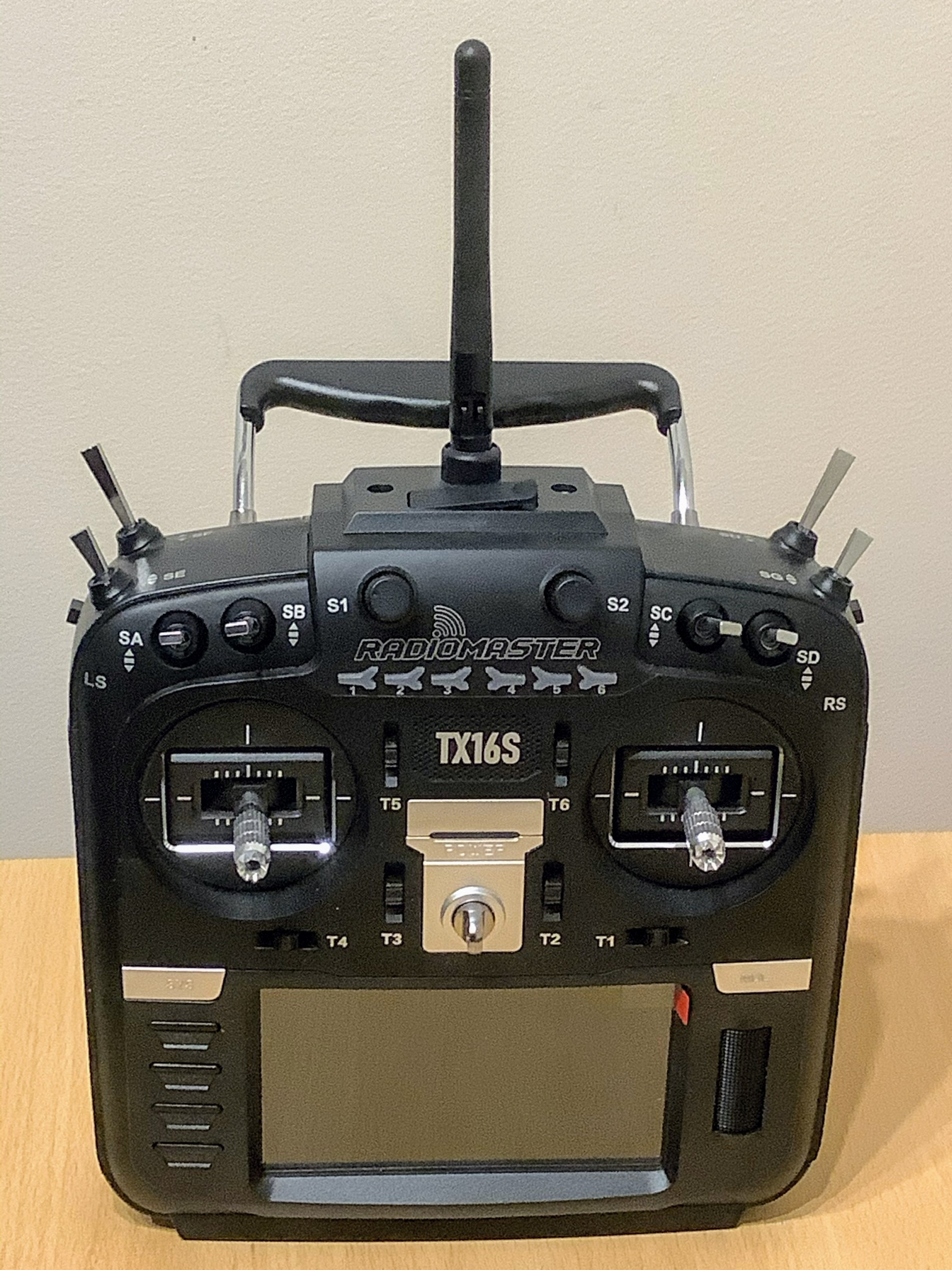 Radiomaster TX16s