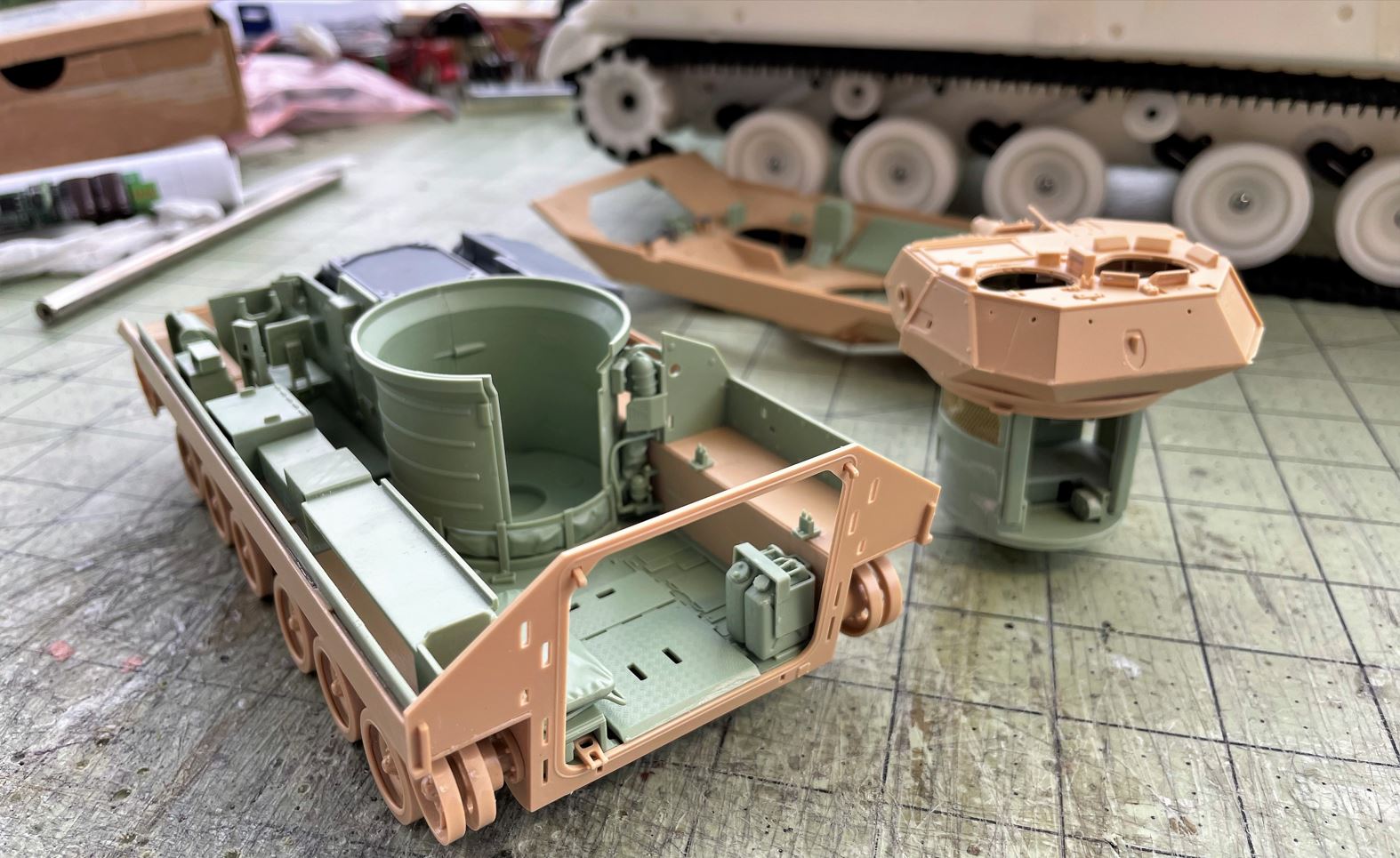 M3A3 Bradley US Cavalry Fighting Vehicle - RC 1/16 Build