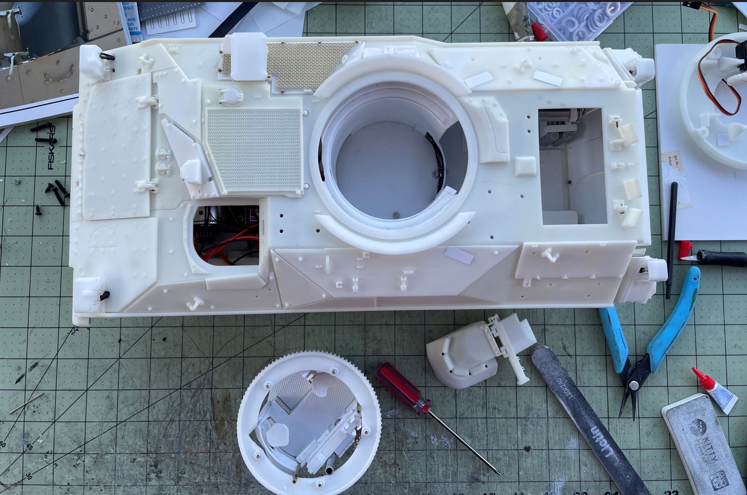 M3A3 Bradley US Cavalry Fighting Vehicle - RC 1/16 Build