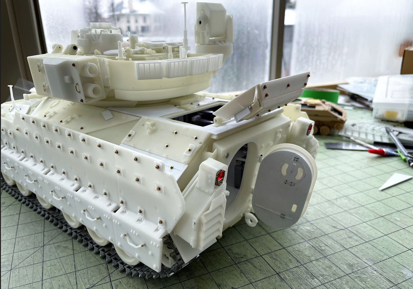 M3A3 Bradley US Cavalry Fighting Vehicle - RC 1/16 Build