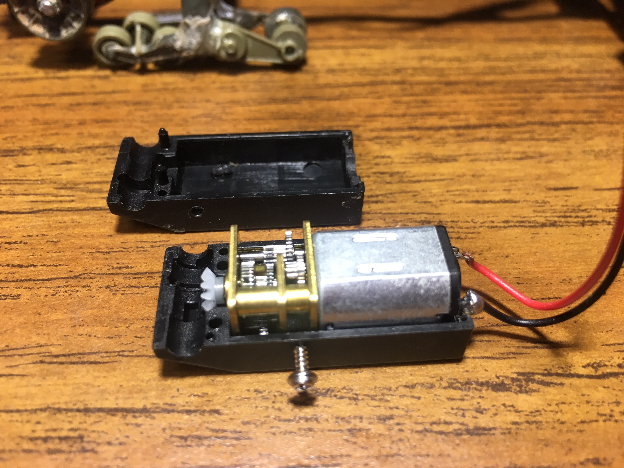 correct orientation of case half and metal motor drive