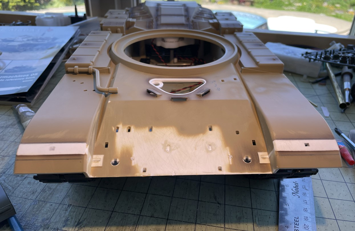 1/16 RC USMC M-60A1 US tank with ERA - Build