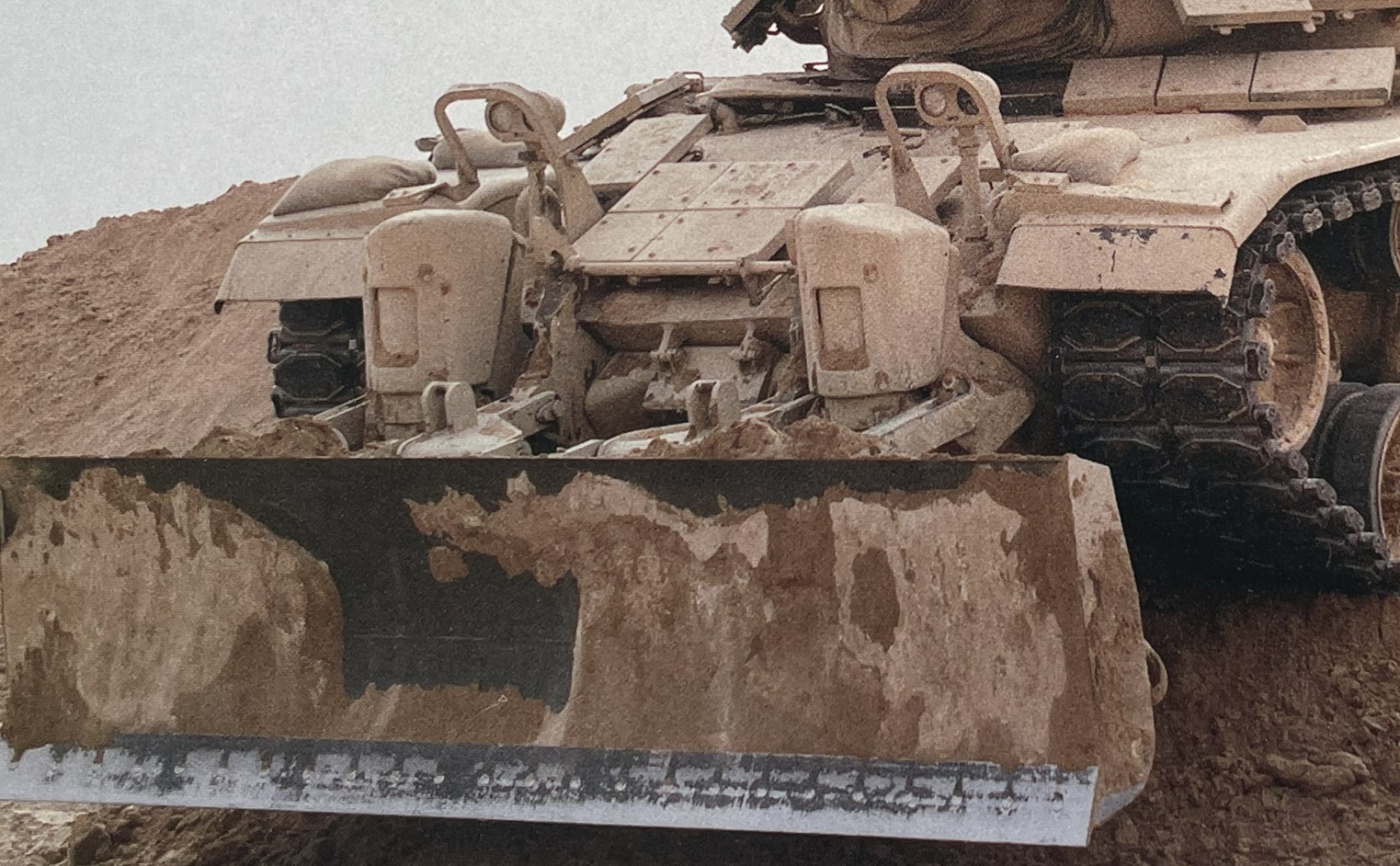 1/16 RC USMC M-60A1 US tank with ERA - Build