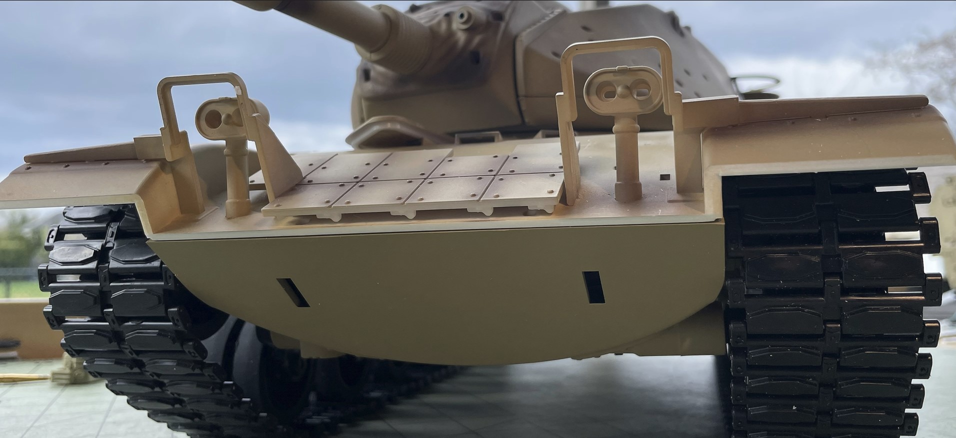 1/16 RC USMC M-60A1 US tank with ERA - Build