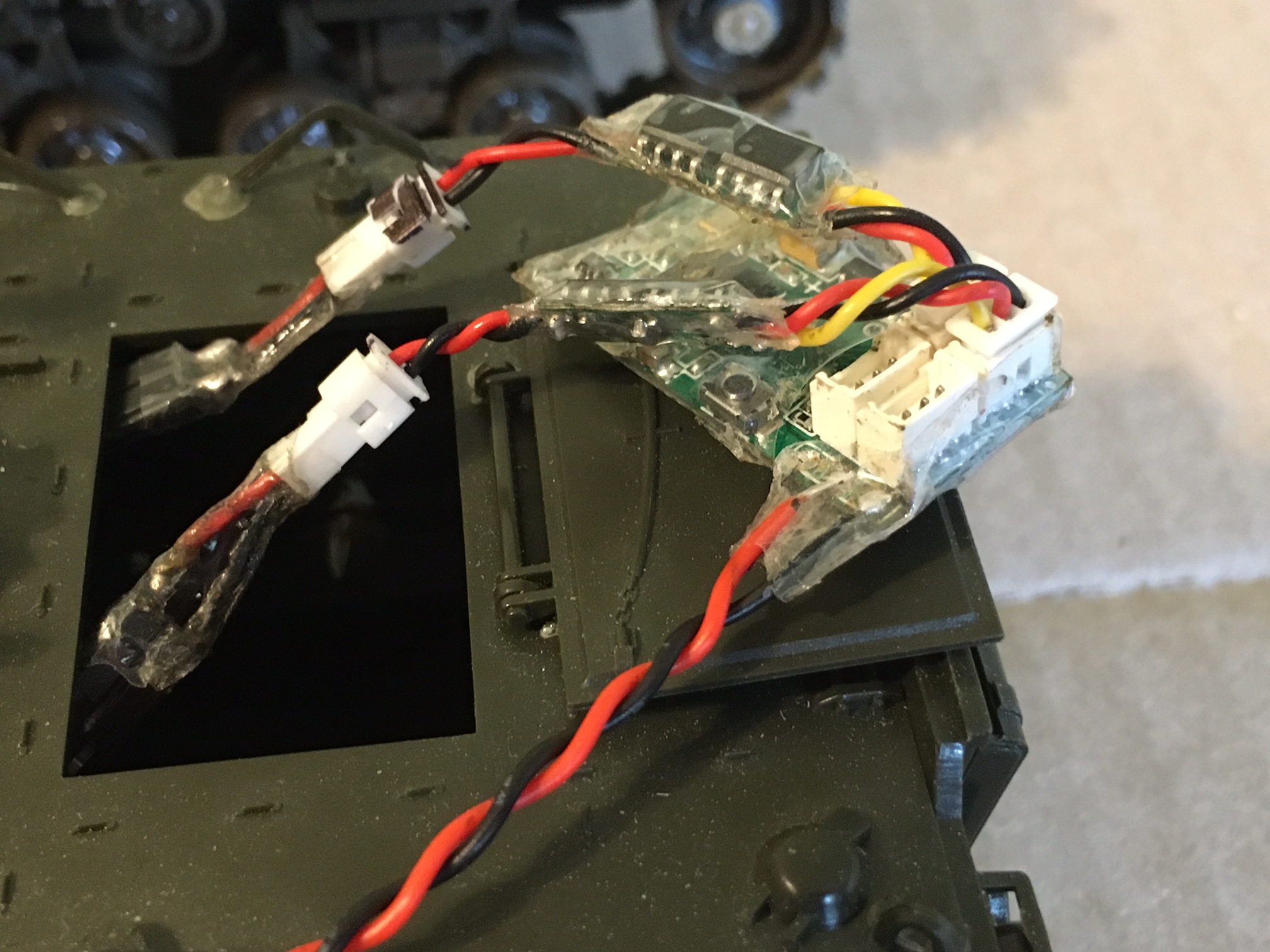 This is the current Receiver (non Telem) with dual Das Mikro ESC's.