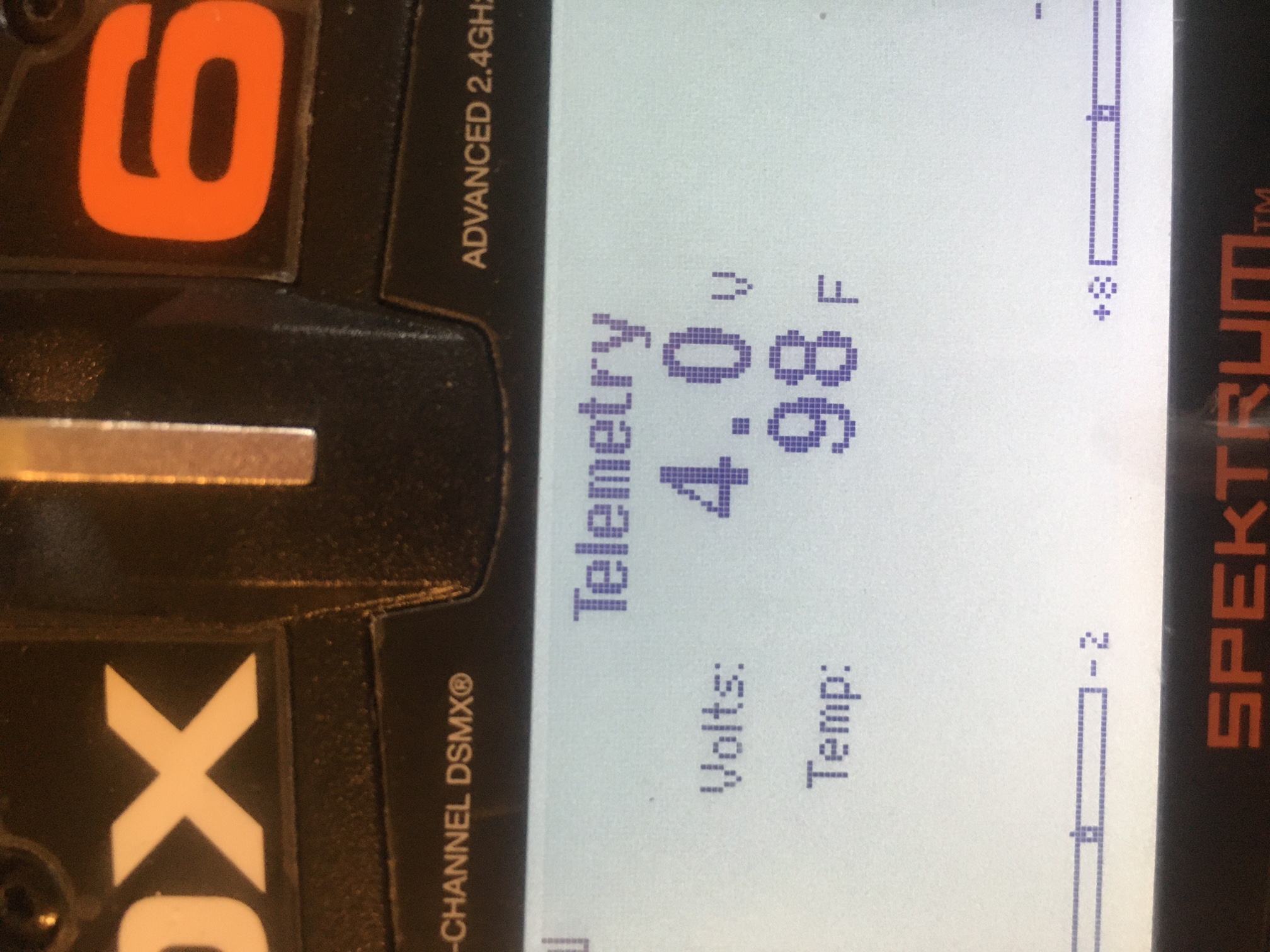 Active Lipo Voltage and receiver temperature screen
