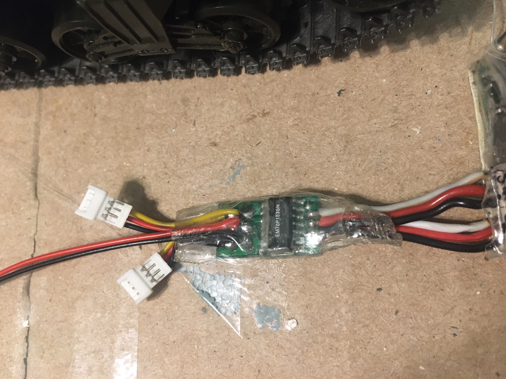 Outboard Elevon mixer with Throttle, Aileron inputs is used for a &quot;Tank mix&quot; with two ESC's