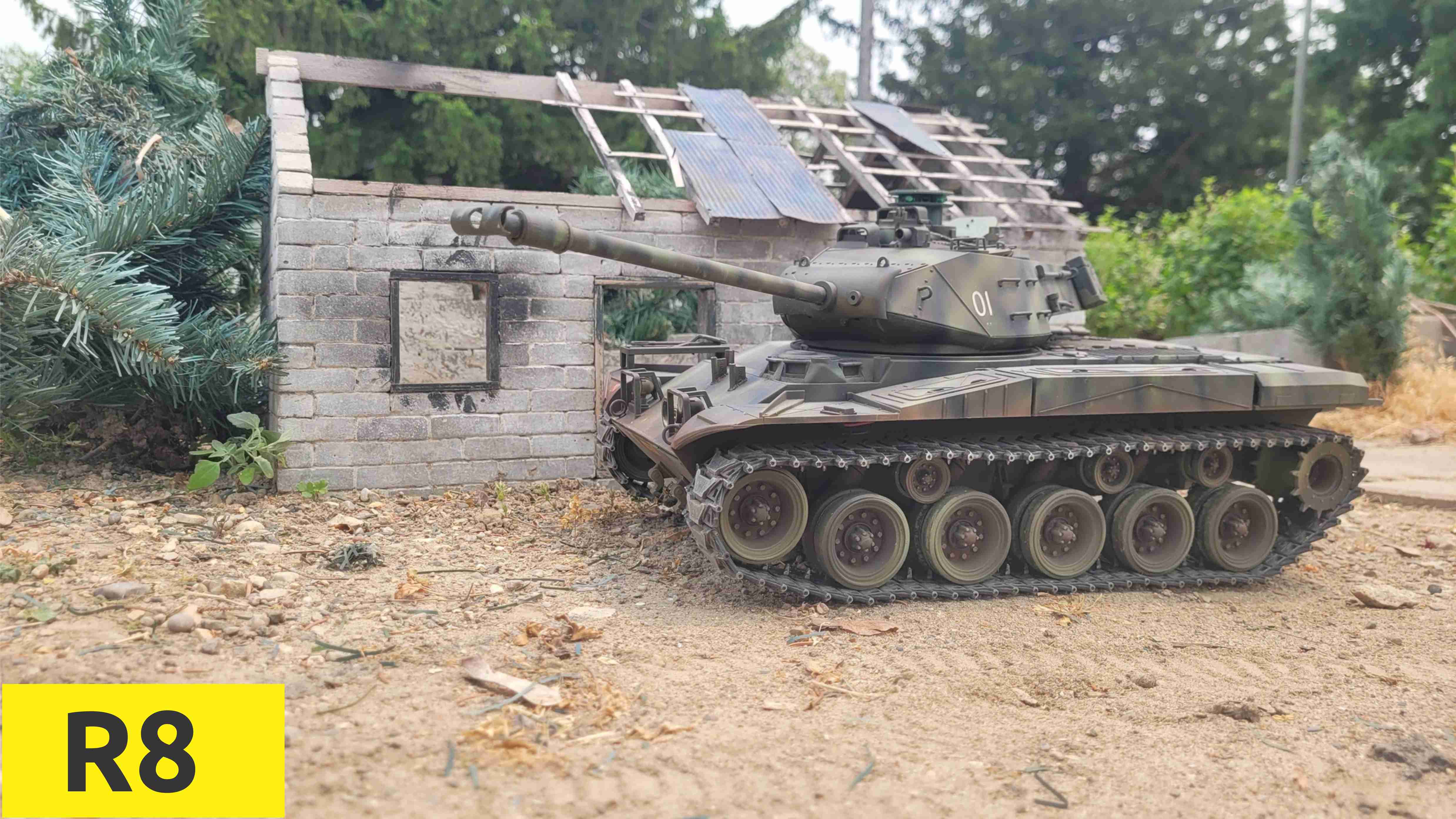 R8 ARVN Walker Bulldog.jpg