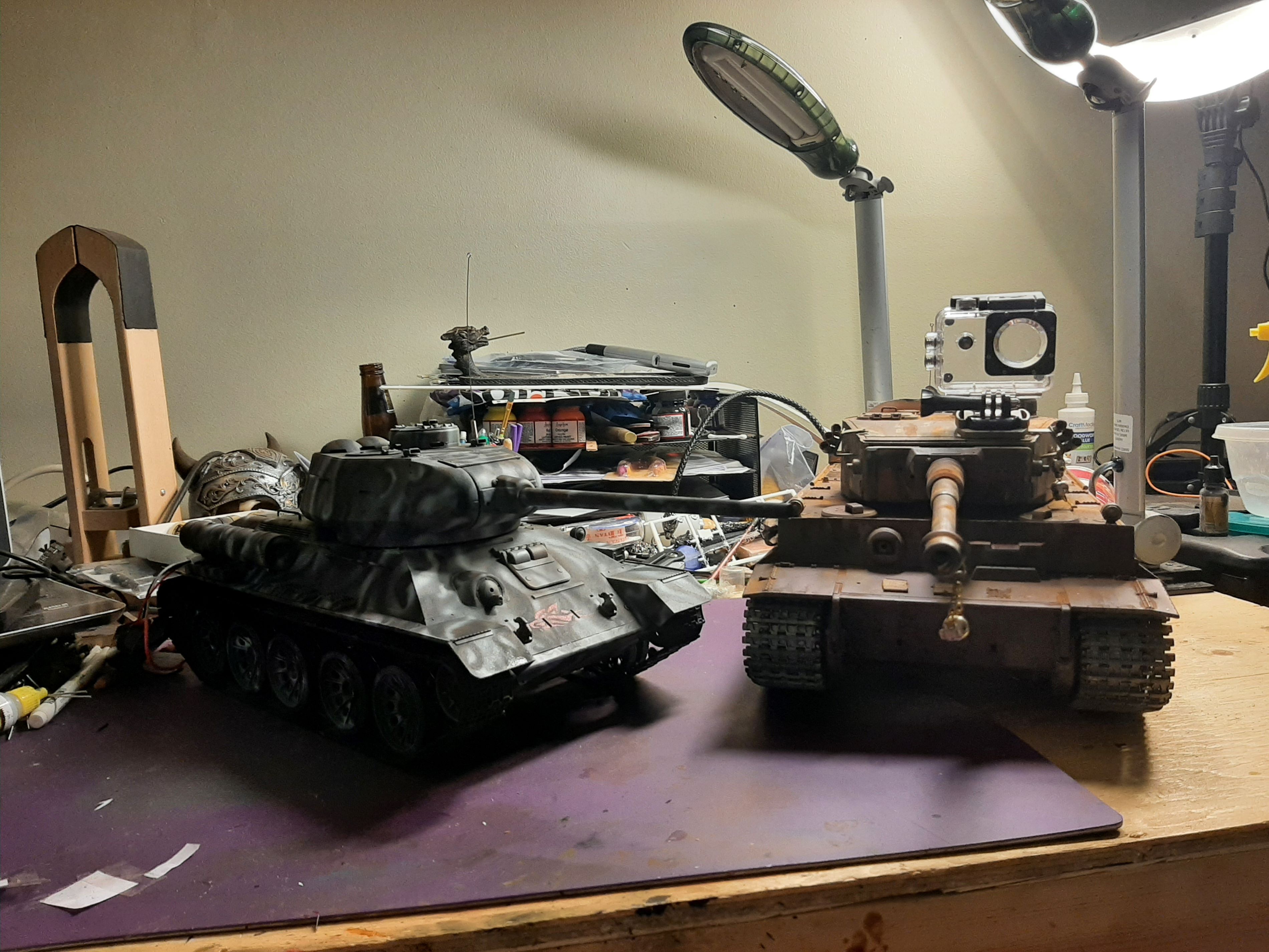 Both_Tiger1_&_t34_85_sidebyside.jpg