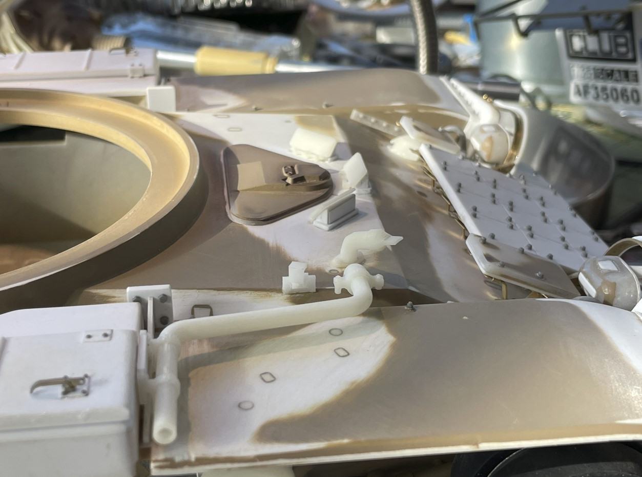 1/16 RC USMC M-60A1 US tank with ERA - Build