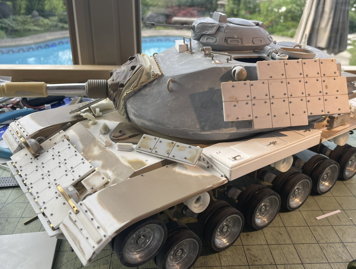 1/16 RC USMC M-60A1 US tank with ERA - Build