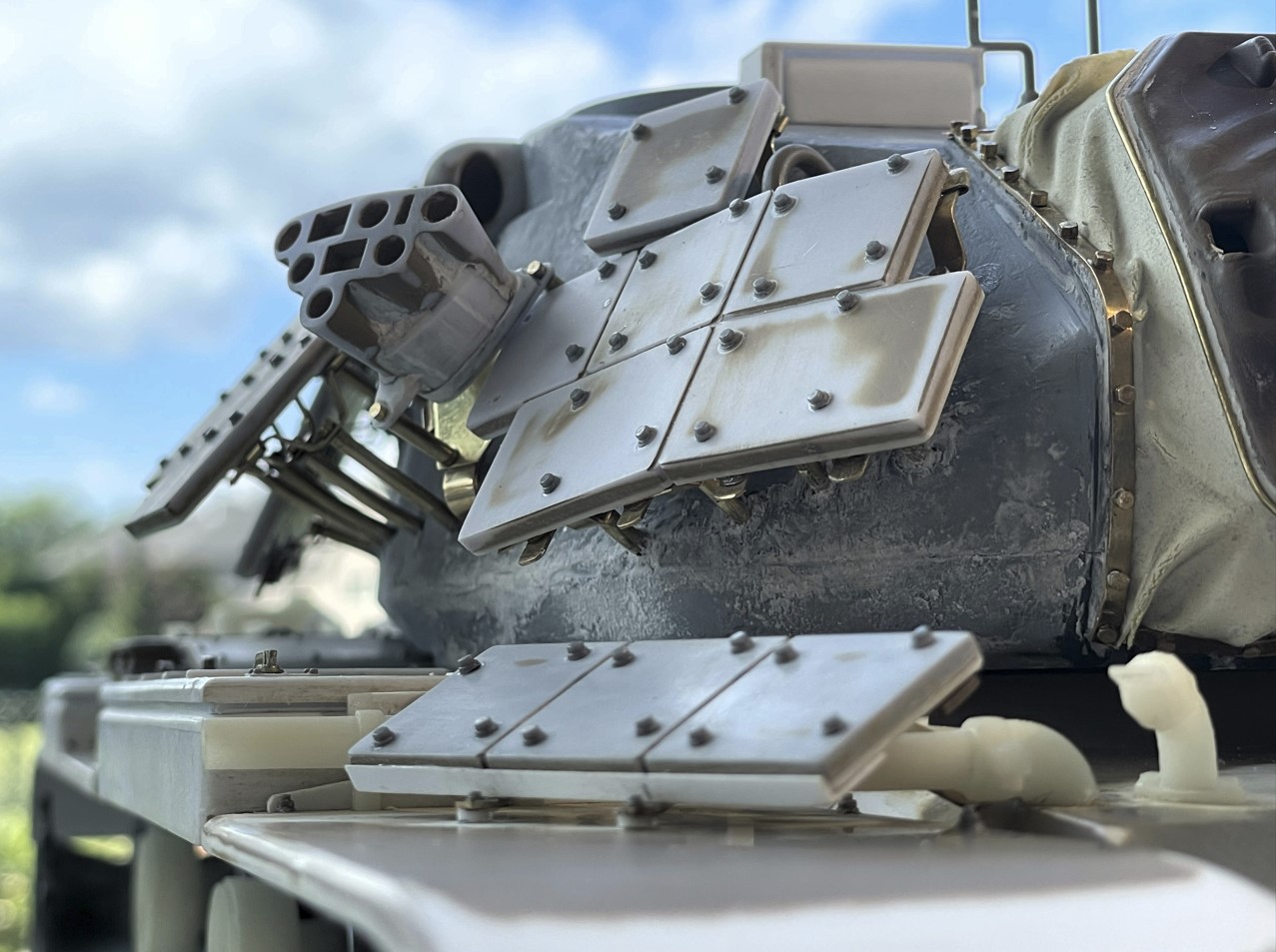 1/16 RC USMC M-60A1 US tank with ERA - Build