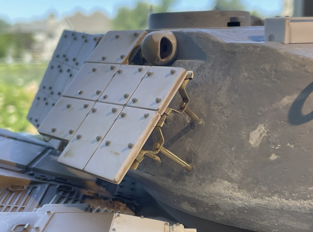 1/16 RC USMC M-60A1 US tank with ERA - Build