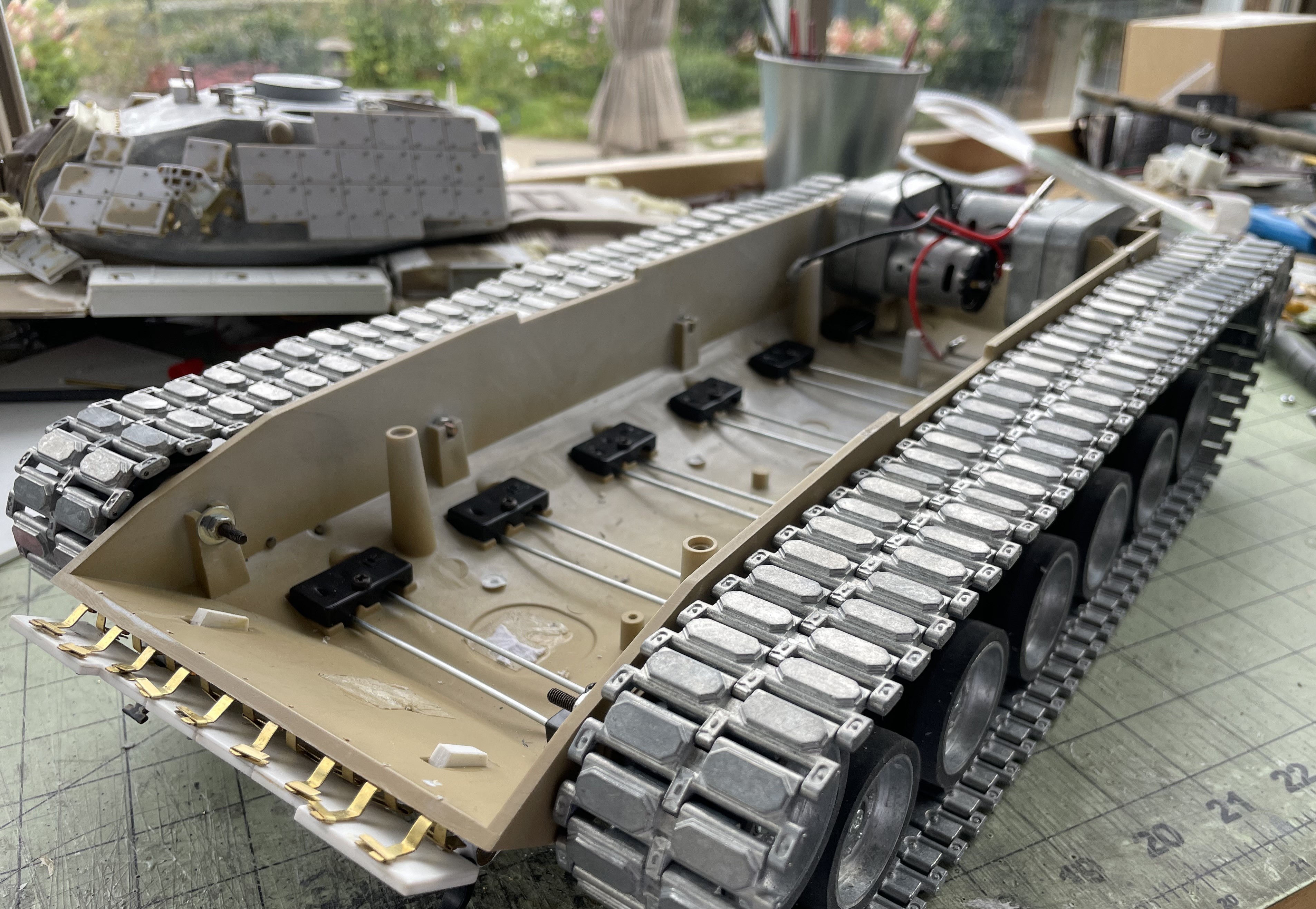1/16 RC USMC M-60A1 US tank with ERA - Build