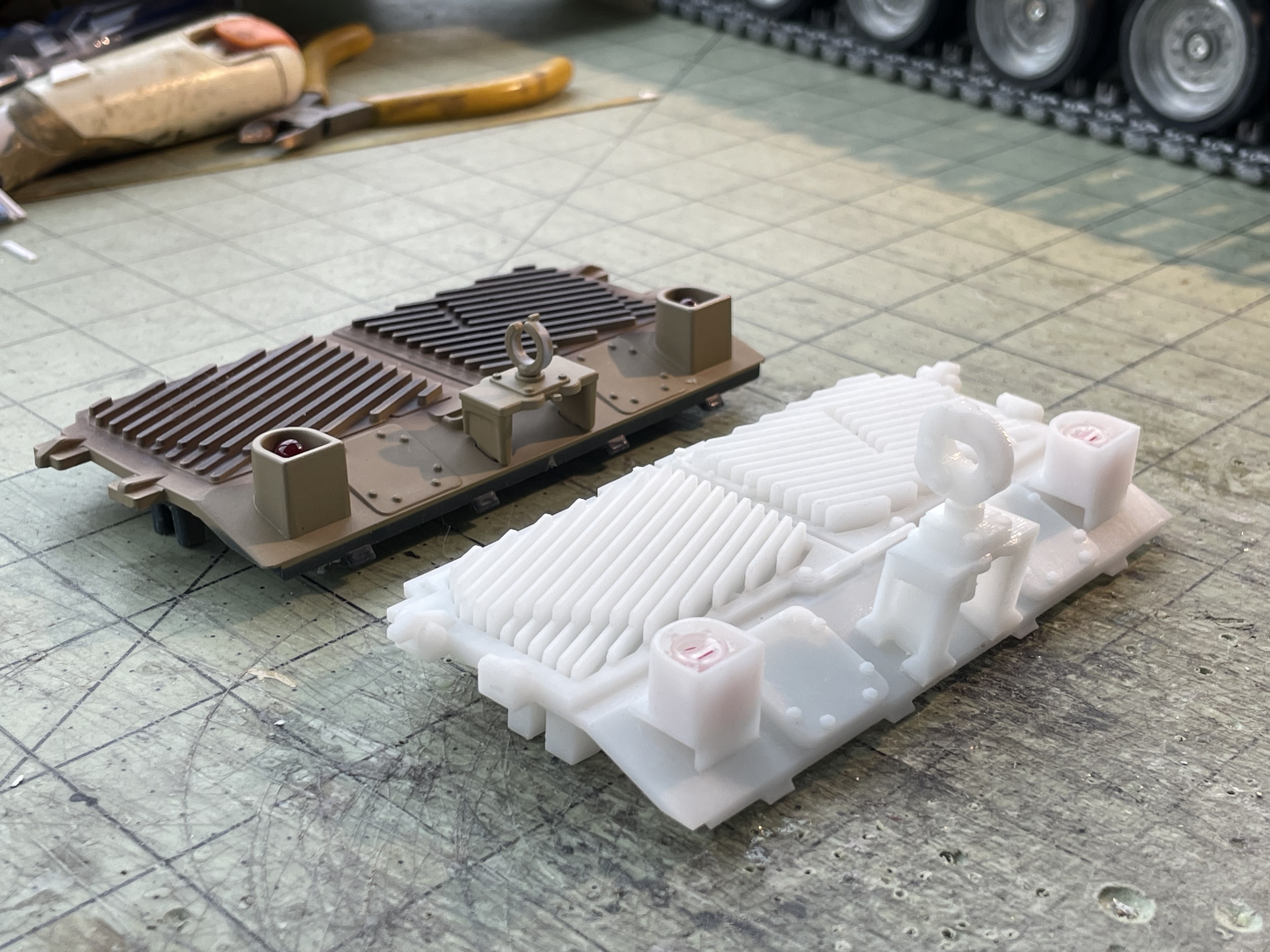 1/16 RC USMC M-60A1 US tank with ERA - Build