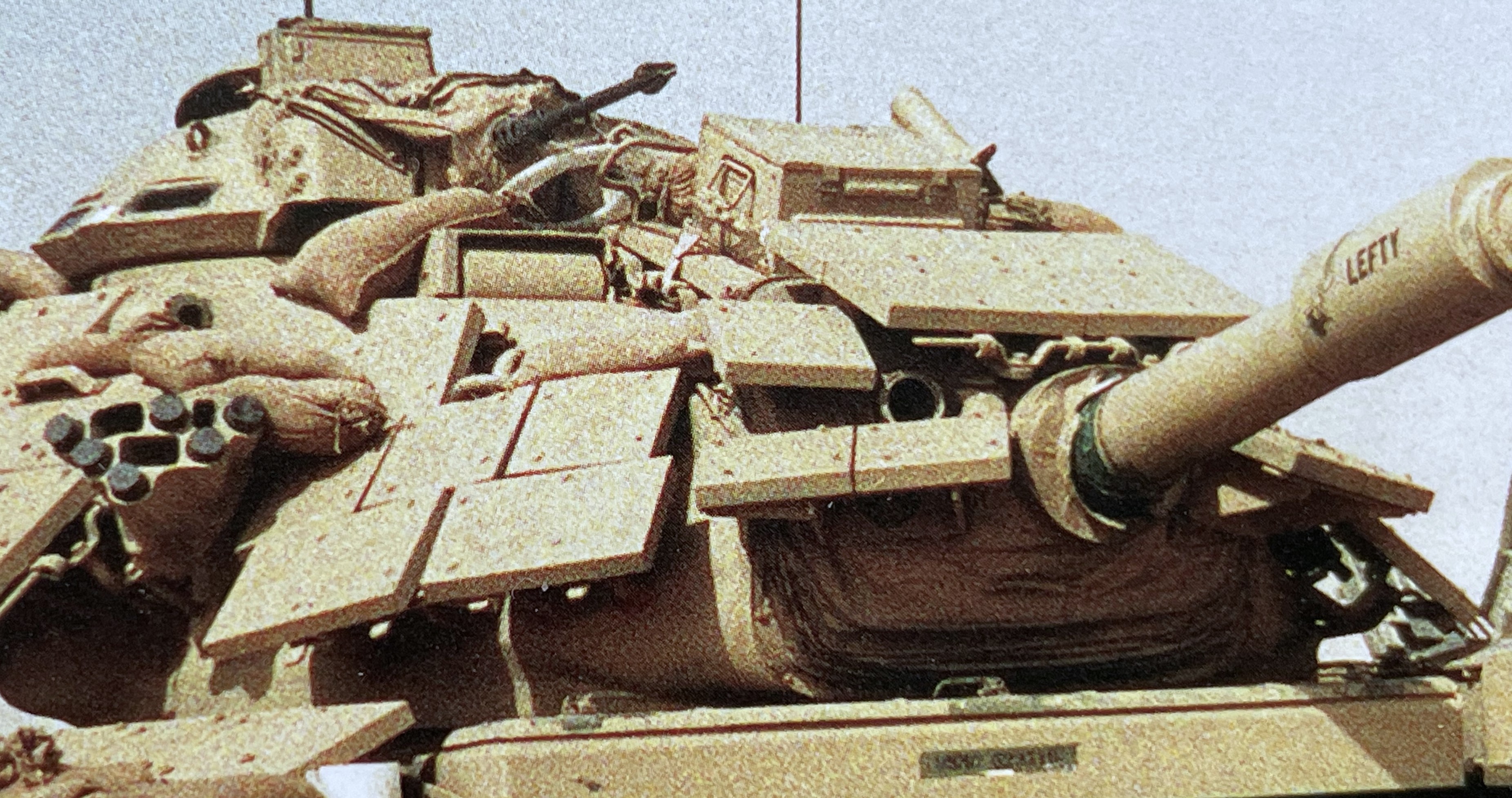 1/16 RC USMC M-60A1 US tank with ERA - Build