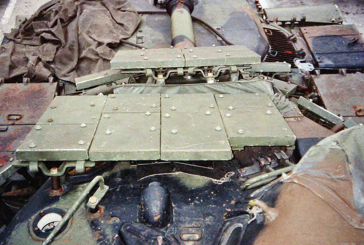 1/16 RC USMC M-60A1 US tank with ERA - Build