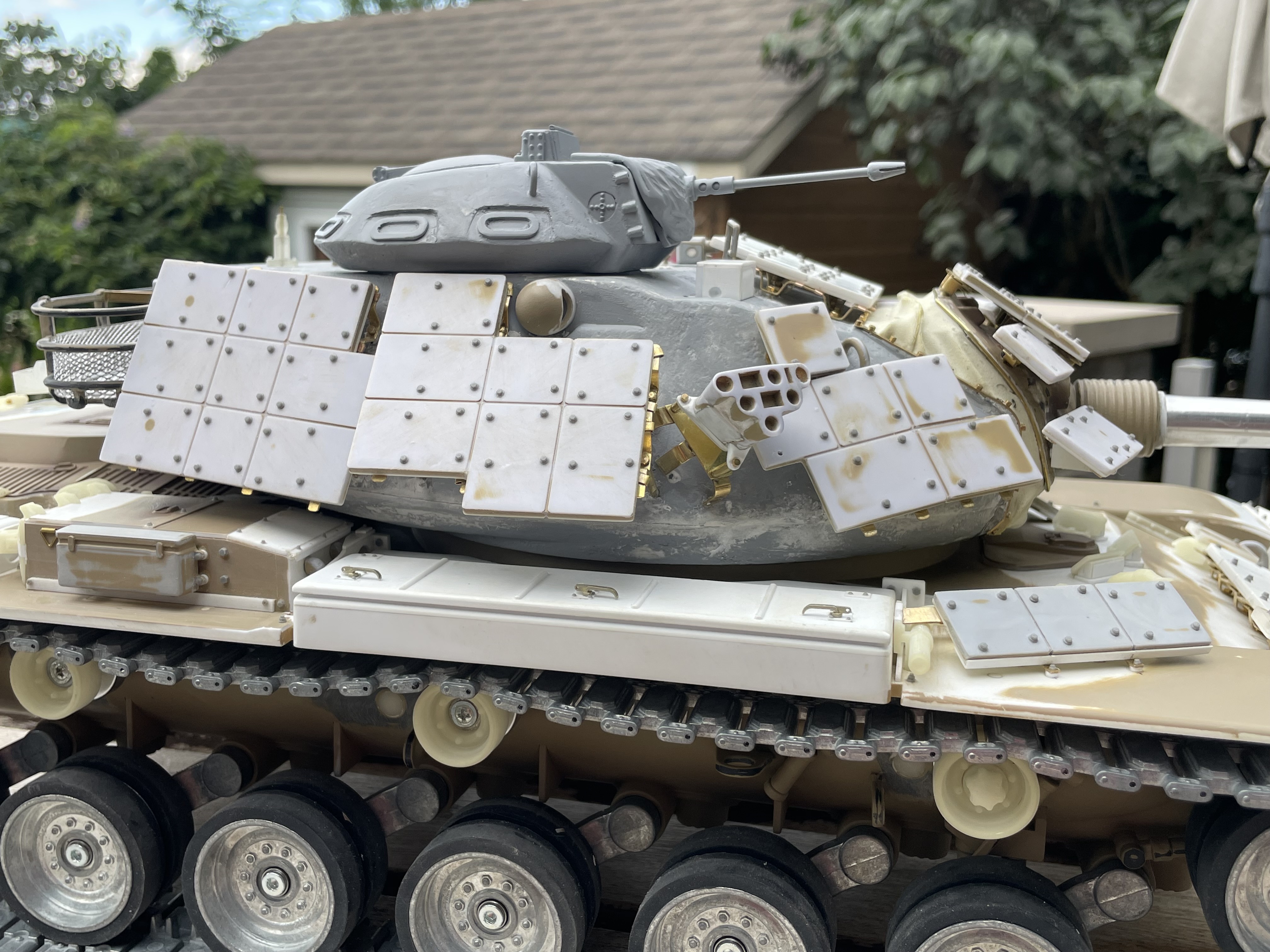 1/16 RC USMC M-60A1 US tank with ERA - Build