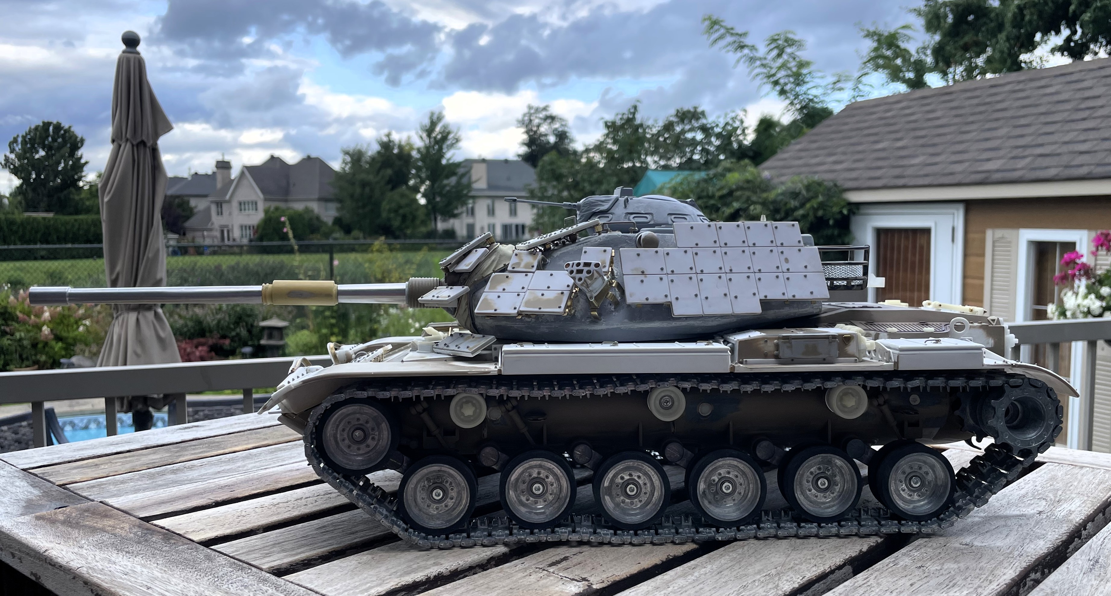 1/16 RC USMC M-60A1 US tank with ERA - Build