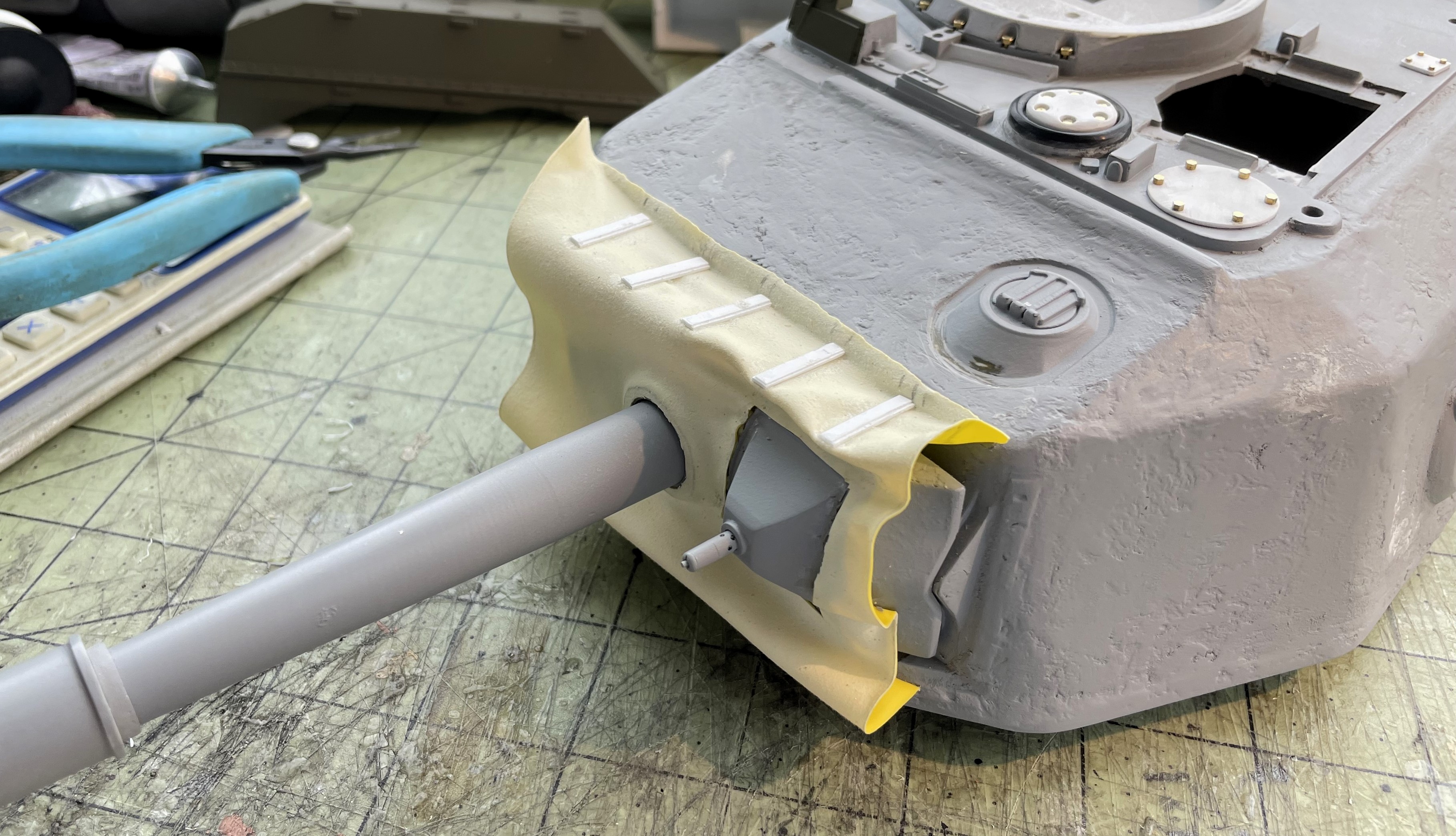 1/16 RC IDF Late Sho't Meteor Centurion with 105mm - build