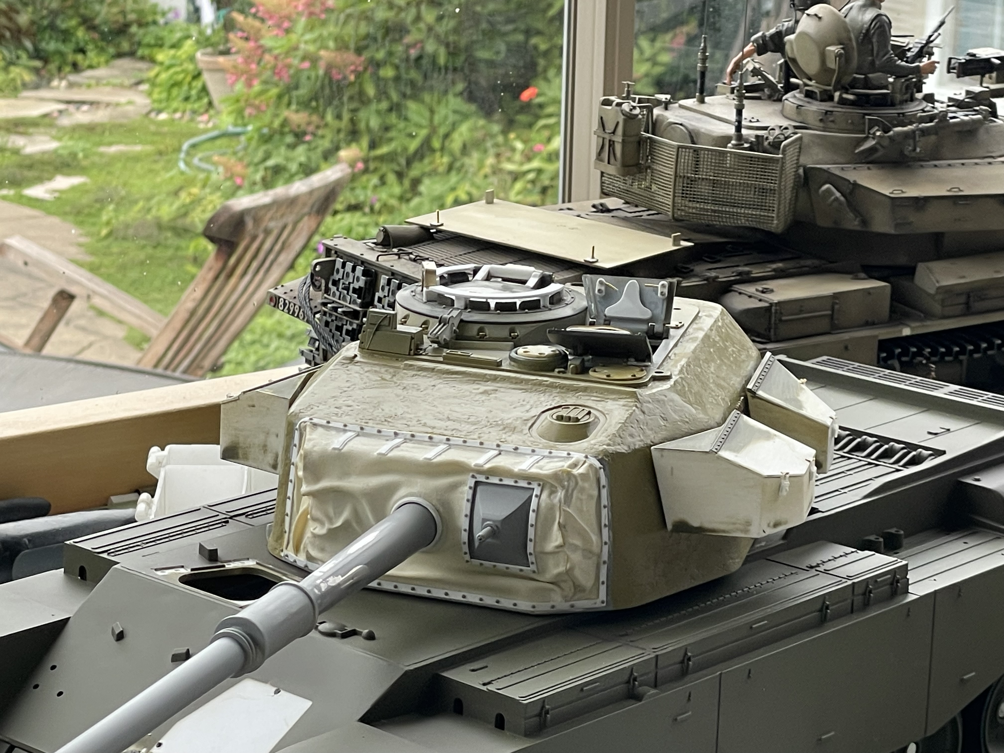 1/16 RC IDF Late Sho't Meteor Centurion with 105mm - build