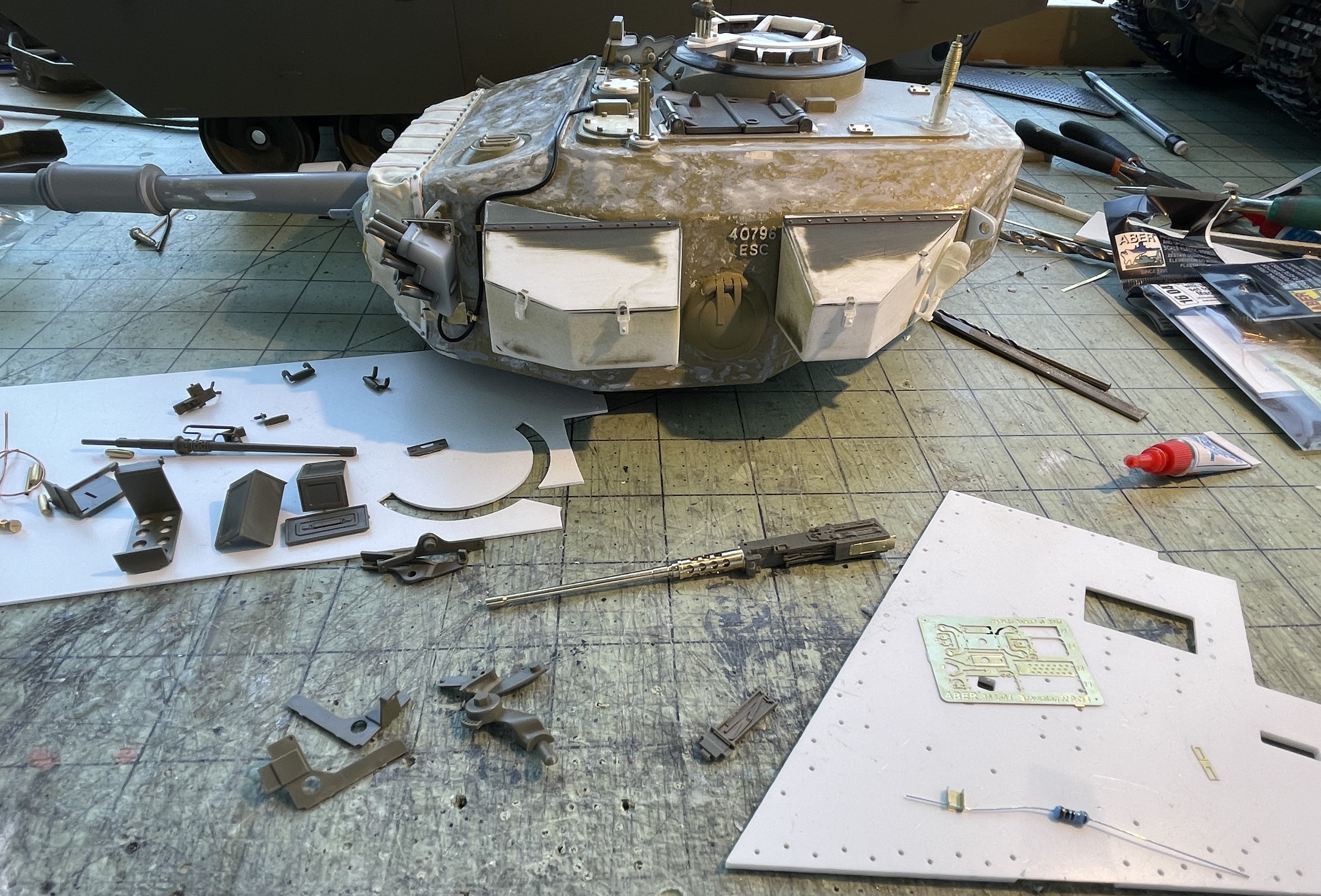 1/16 RC IDF Late Sho't Meteor Centurion with 105mm - build