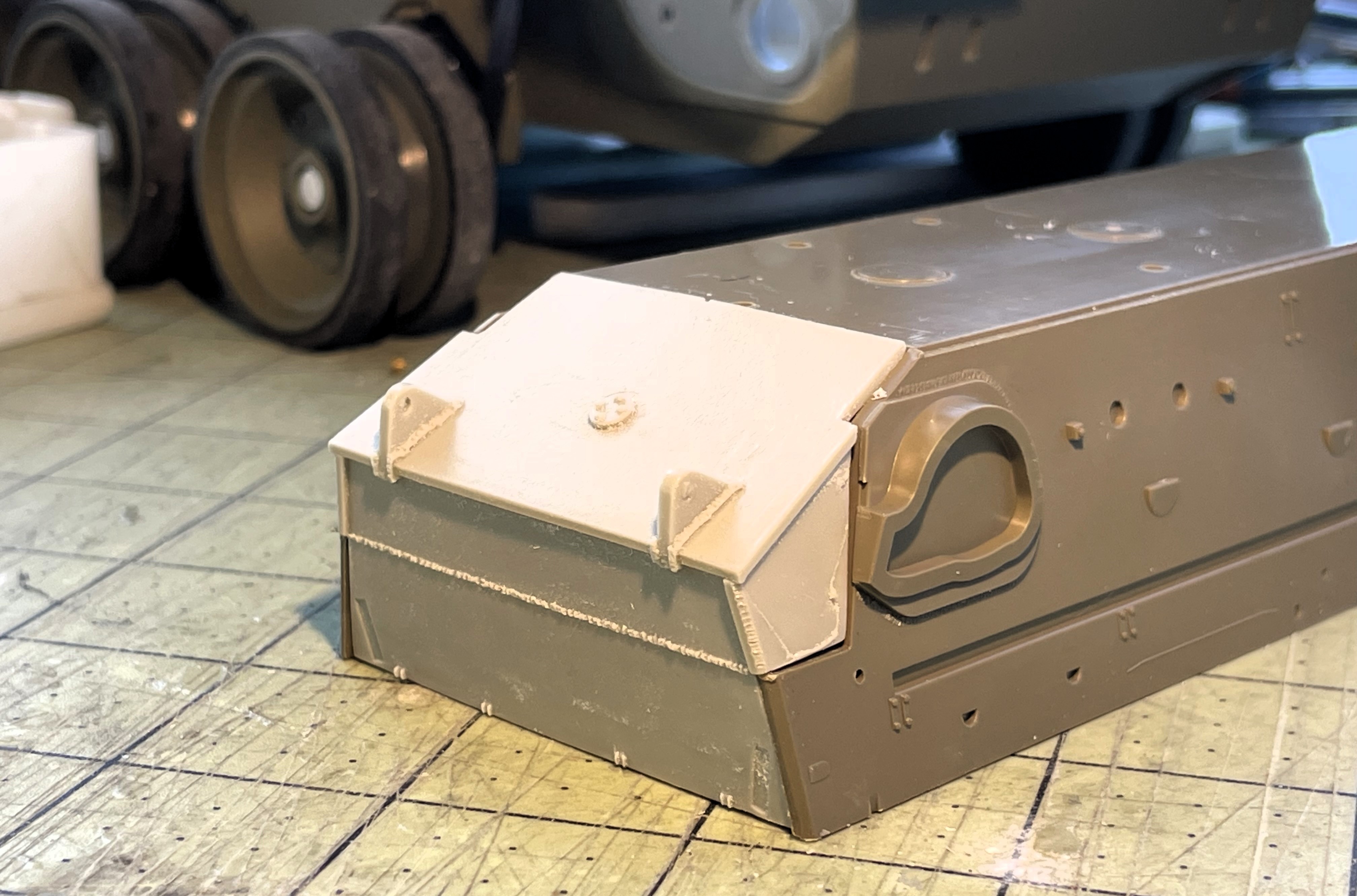 1/16 RC IDF Late Sho't Meteor Centurion with 105mm - build