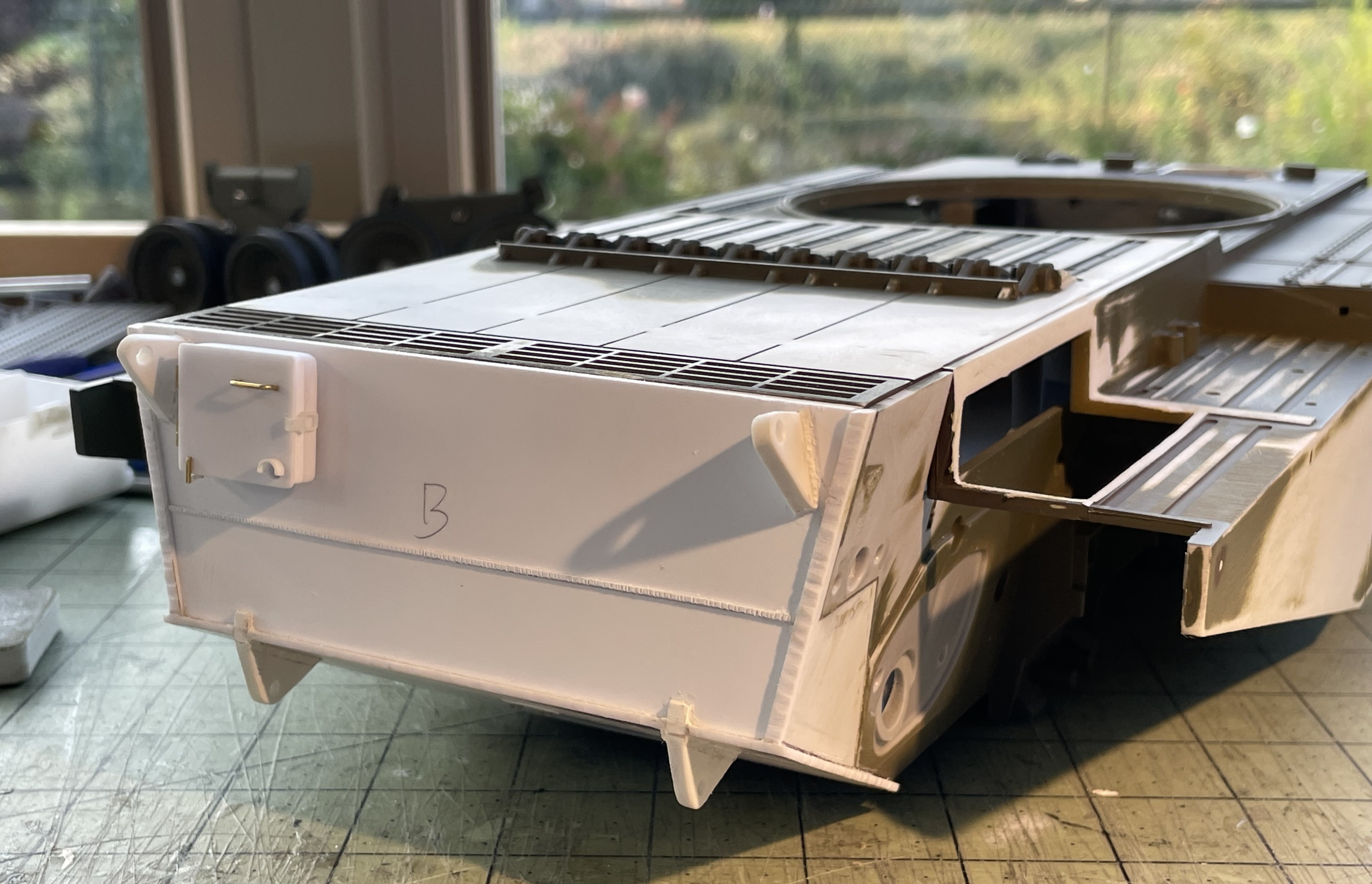 1/16 RC IDF Late Sho't Meteor Centurion with 105mm - build