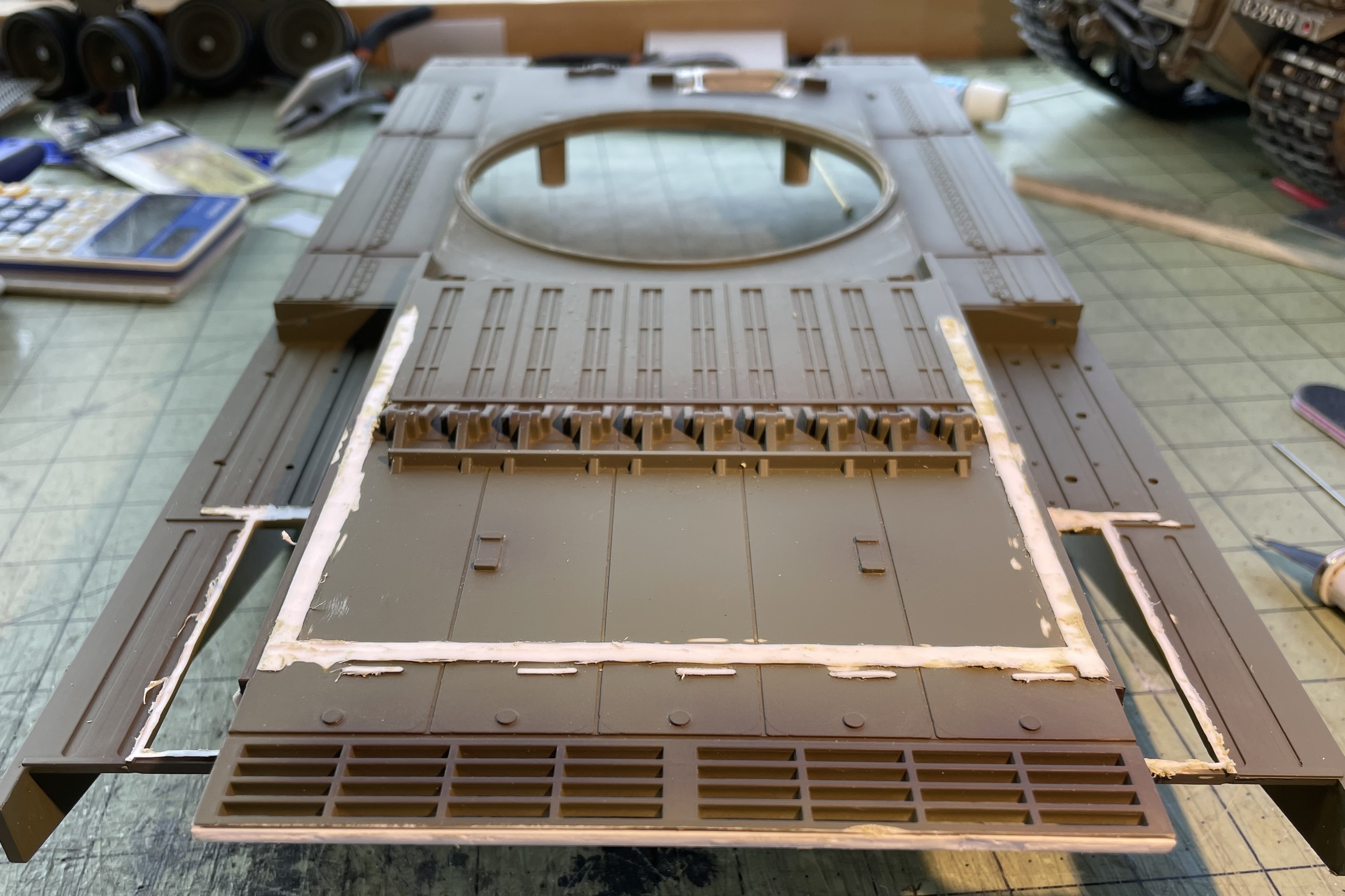 1/16 RC IDF Late Sho't Meteor Centurion with 105mm - build