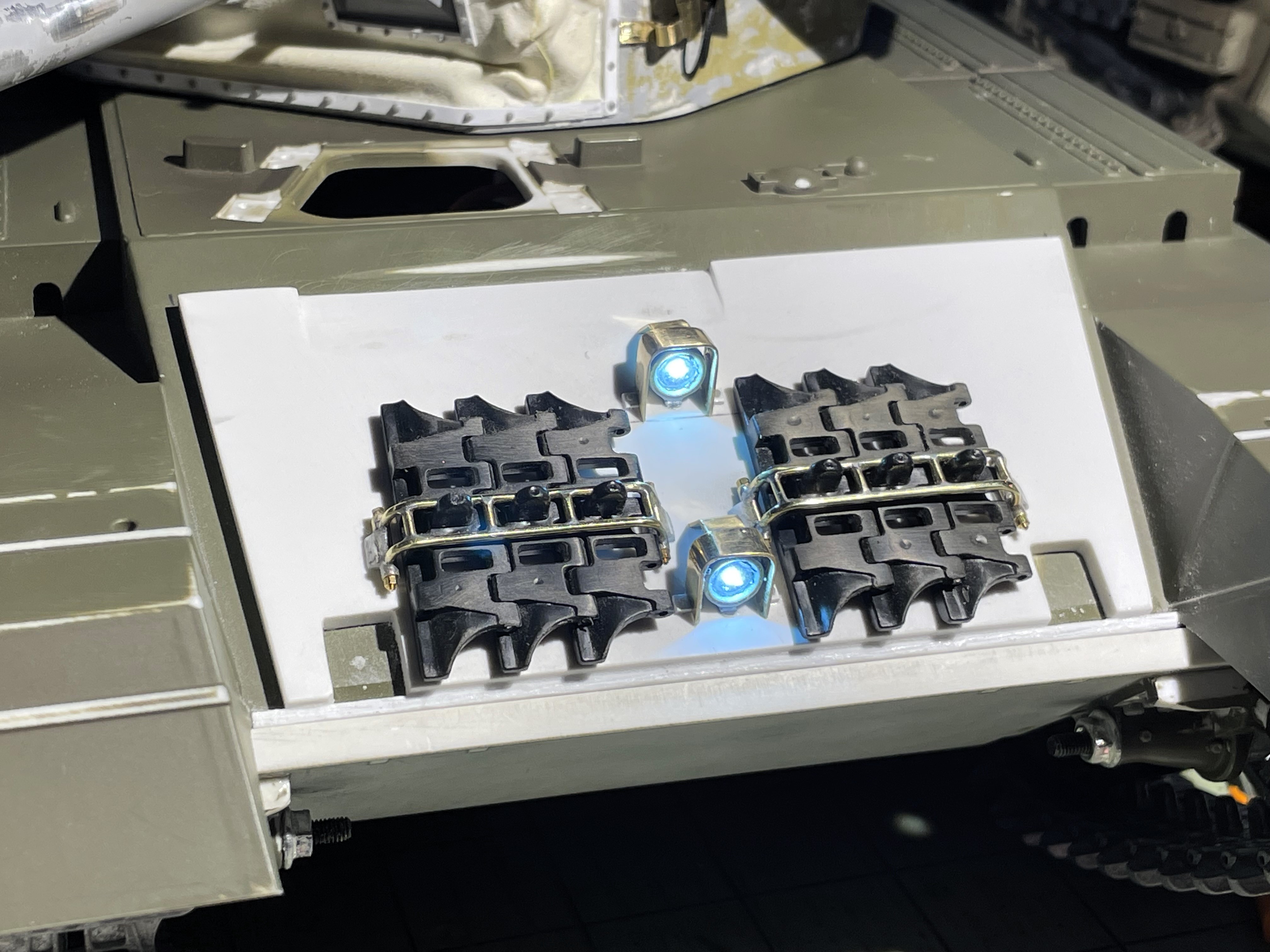 1/16 RC IDF Late Sho't Meteor Centurion with 105mm - build