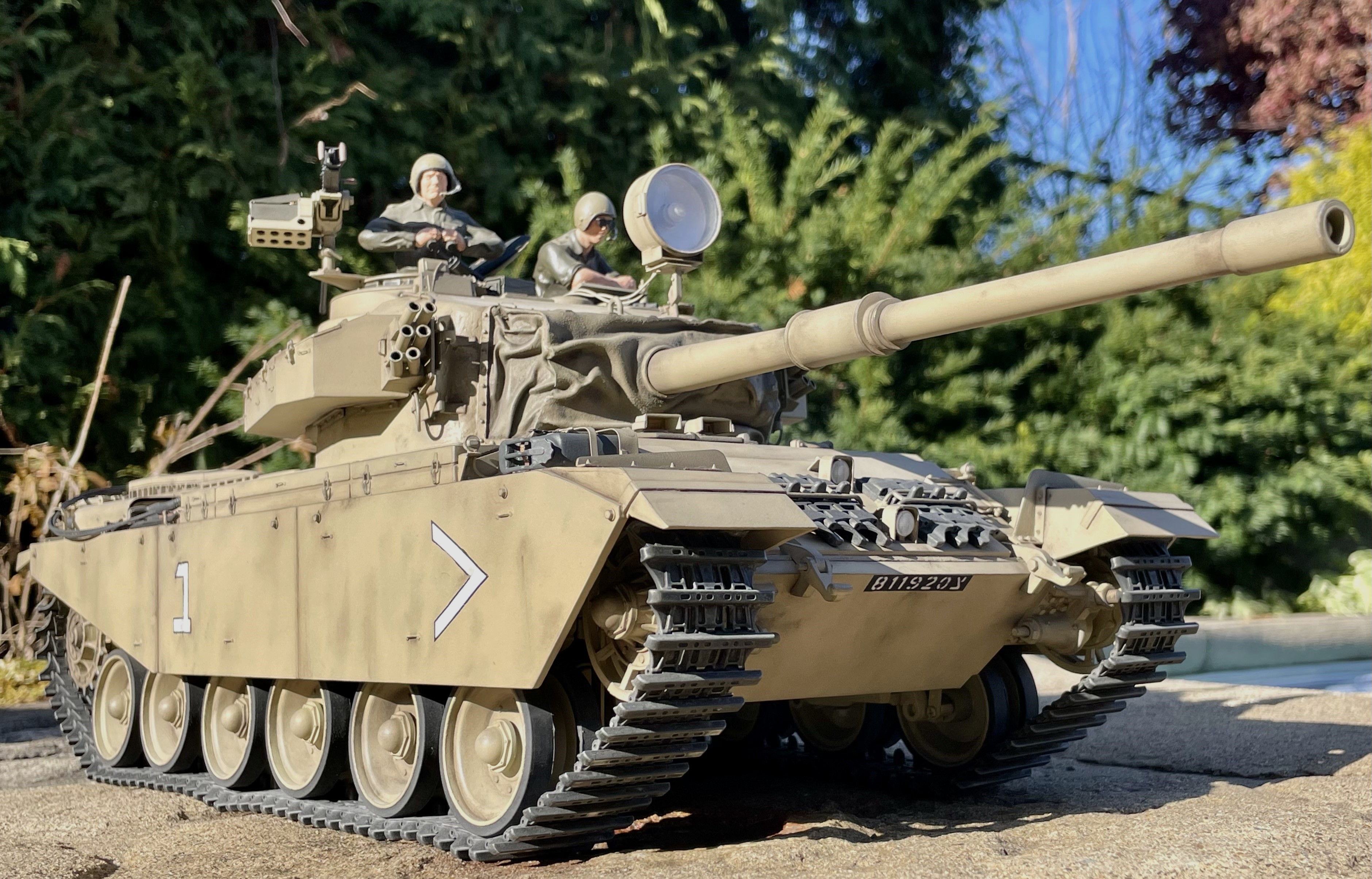 1/16 RC IDF Late Sho't Meteor Centurion with 105mm - build