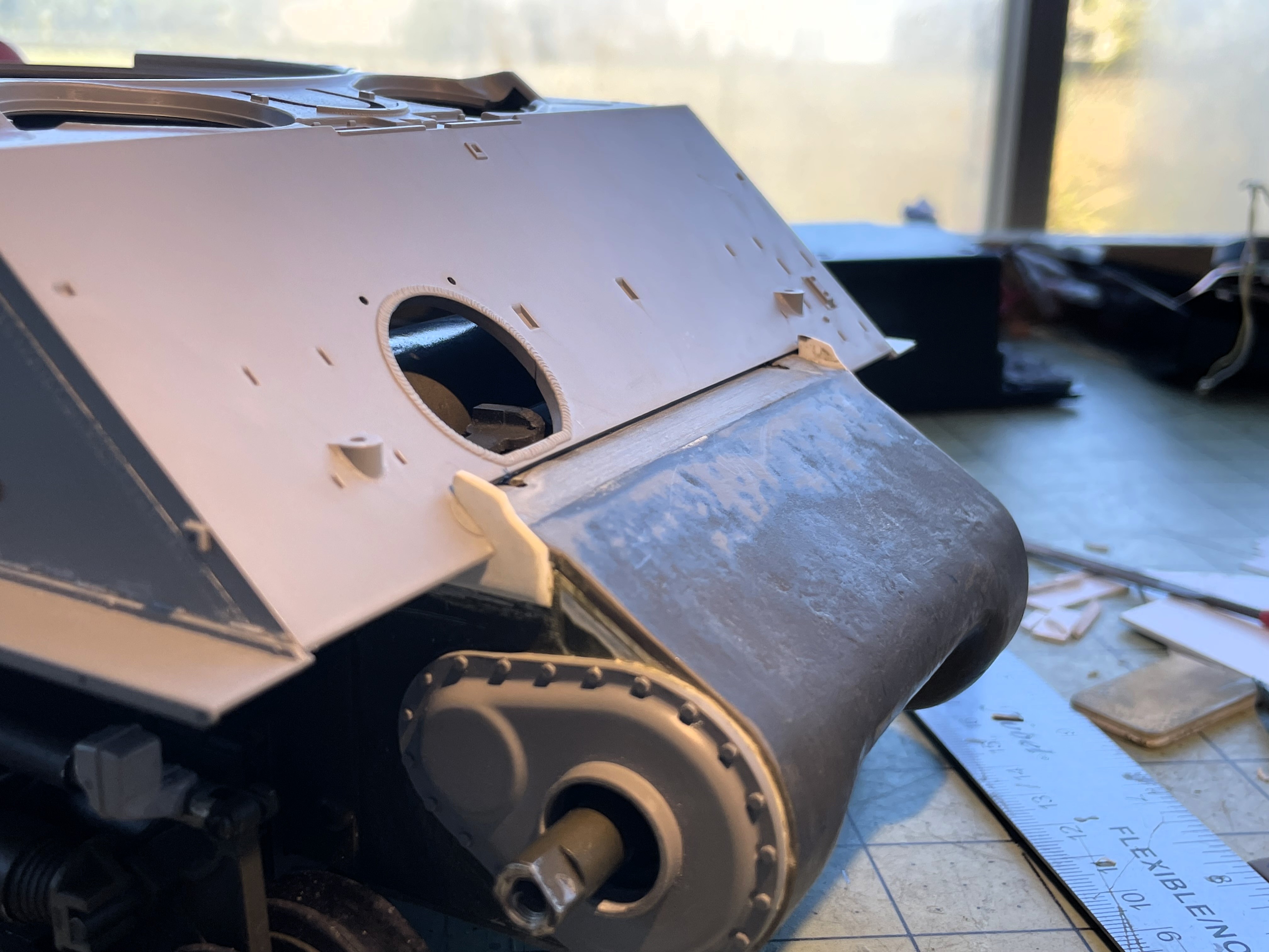 1/16 RC M4A3E8 Korean war - Restoring Tamiya M4 with Takom kit - build