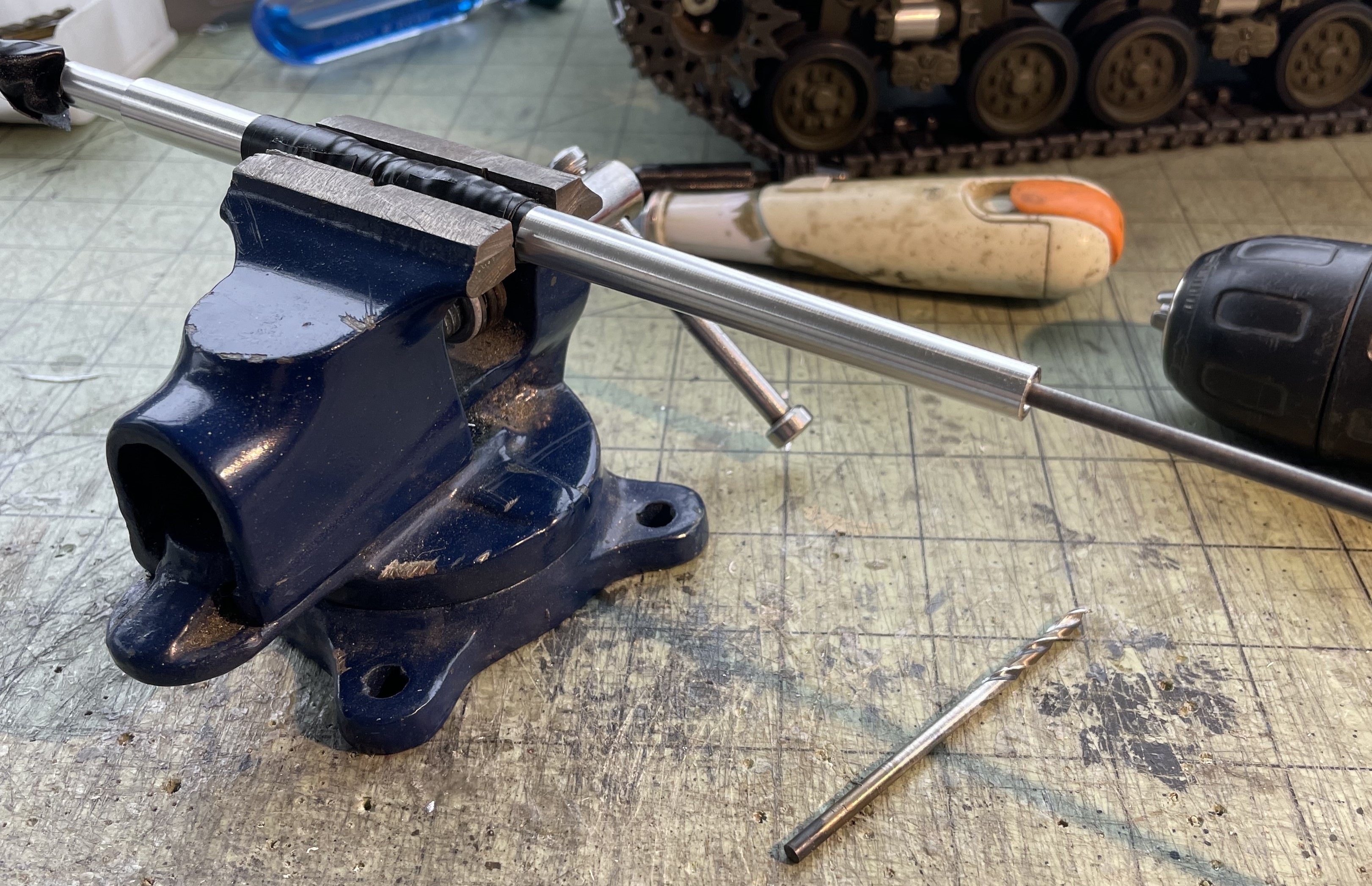 1/16 RC M4A3E8 Korean war - Restoring Tamiya M4 with Takom kit - build
