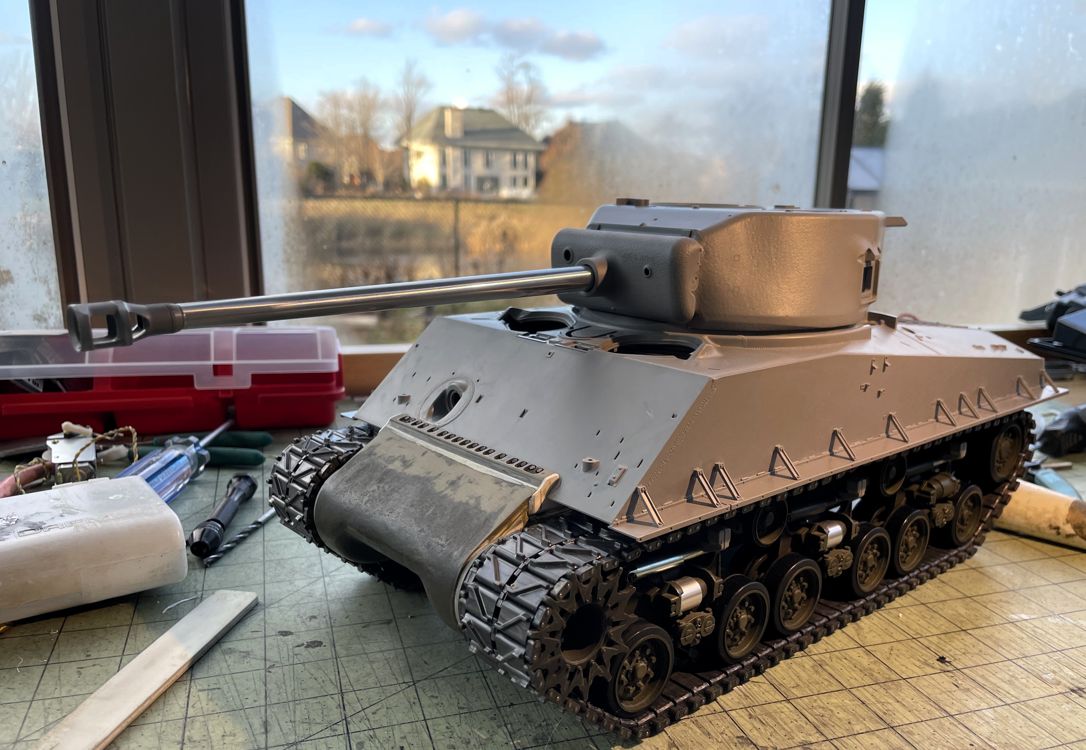 1/16 RC M4A3E8 Korean war - Restoring Tamiya M4 with Takom kit - build