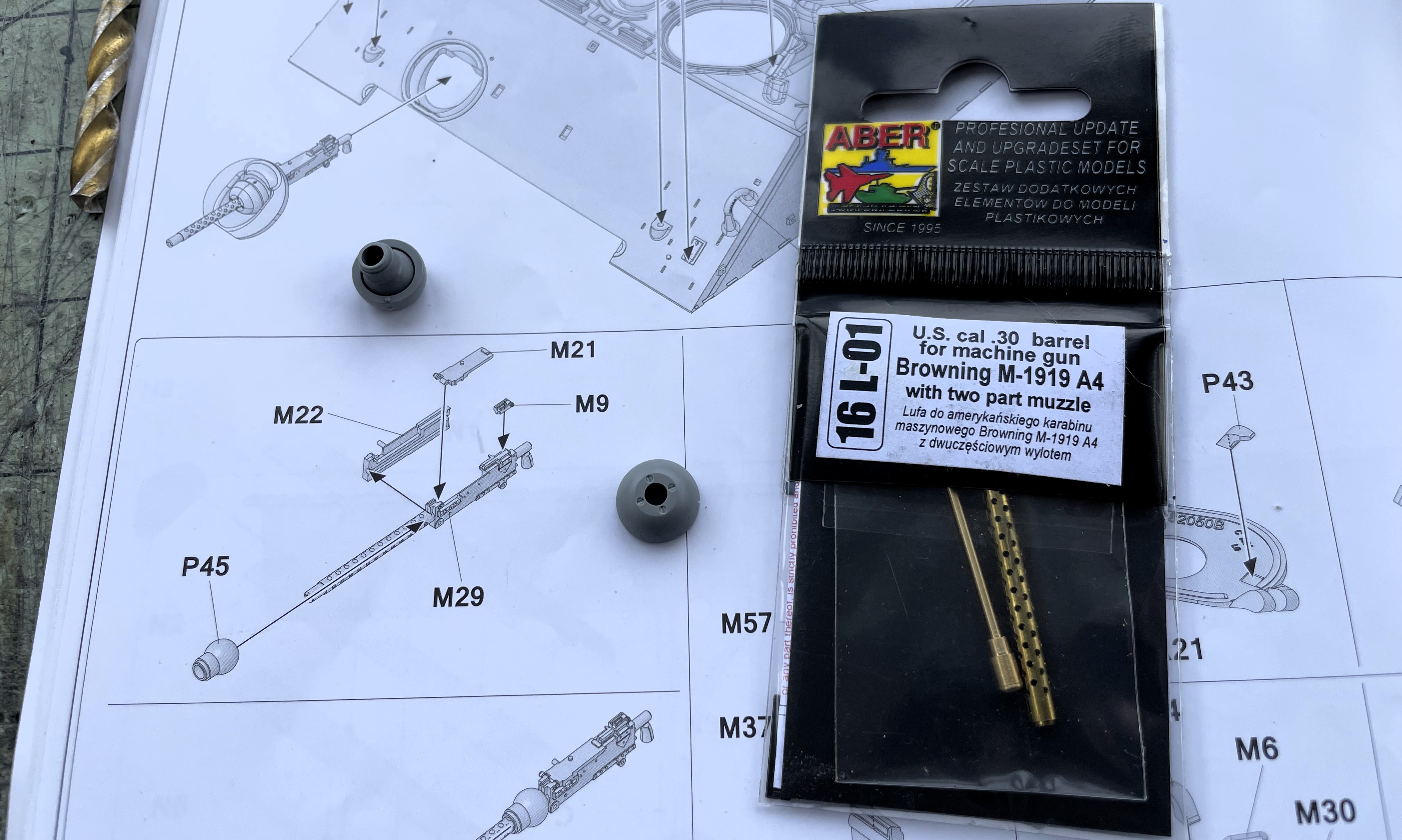 1/16 RC M4A3E8 Korean war - Restoring Tamiya M4 with Takom kit - build