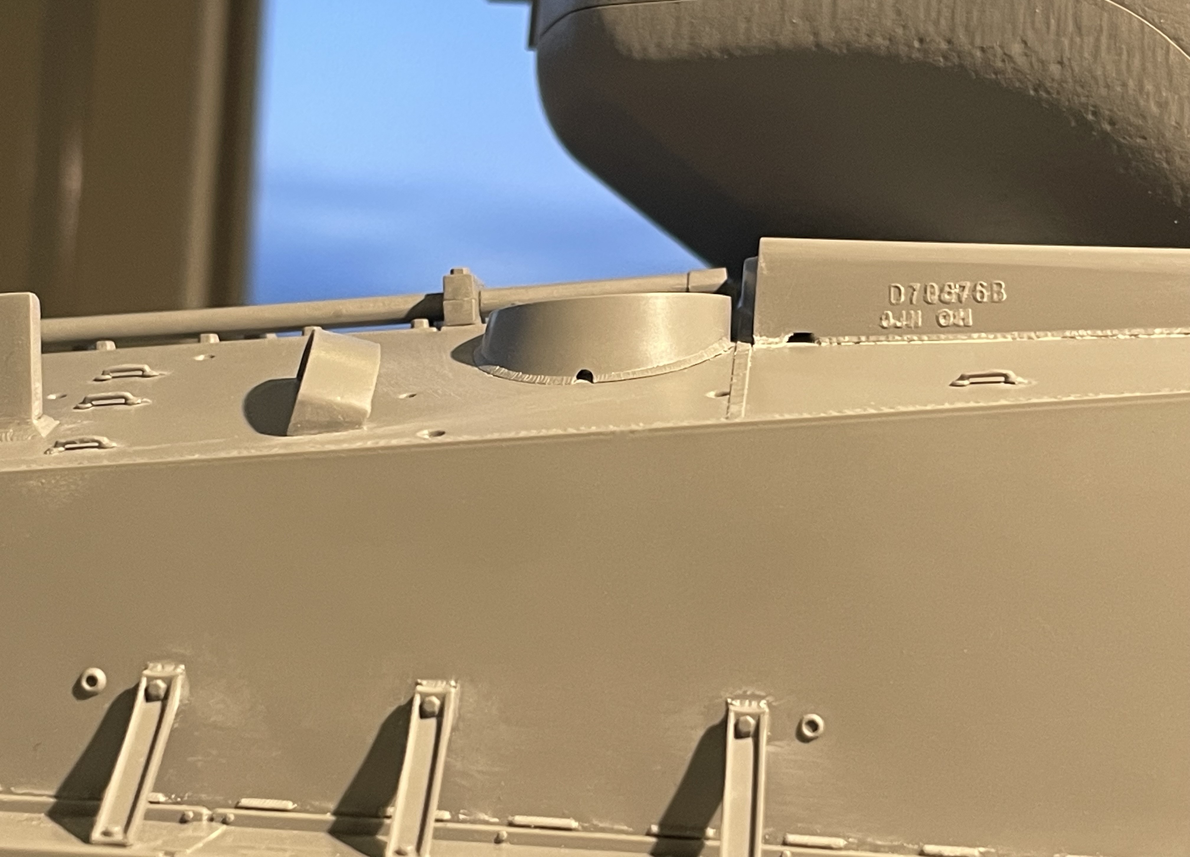 1/16 RC M4A3E8 Korean war - Restoring Tamiya M4 with Takom kit - build